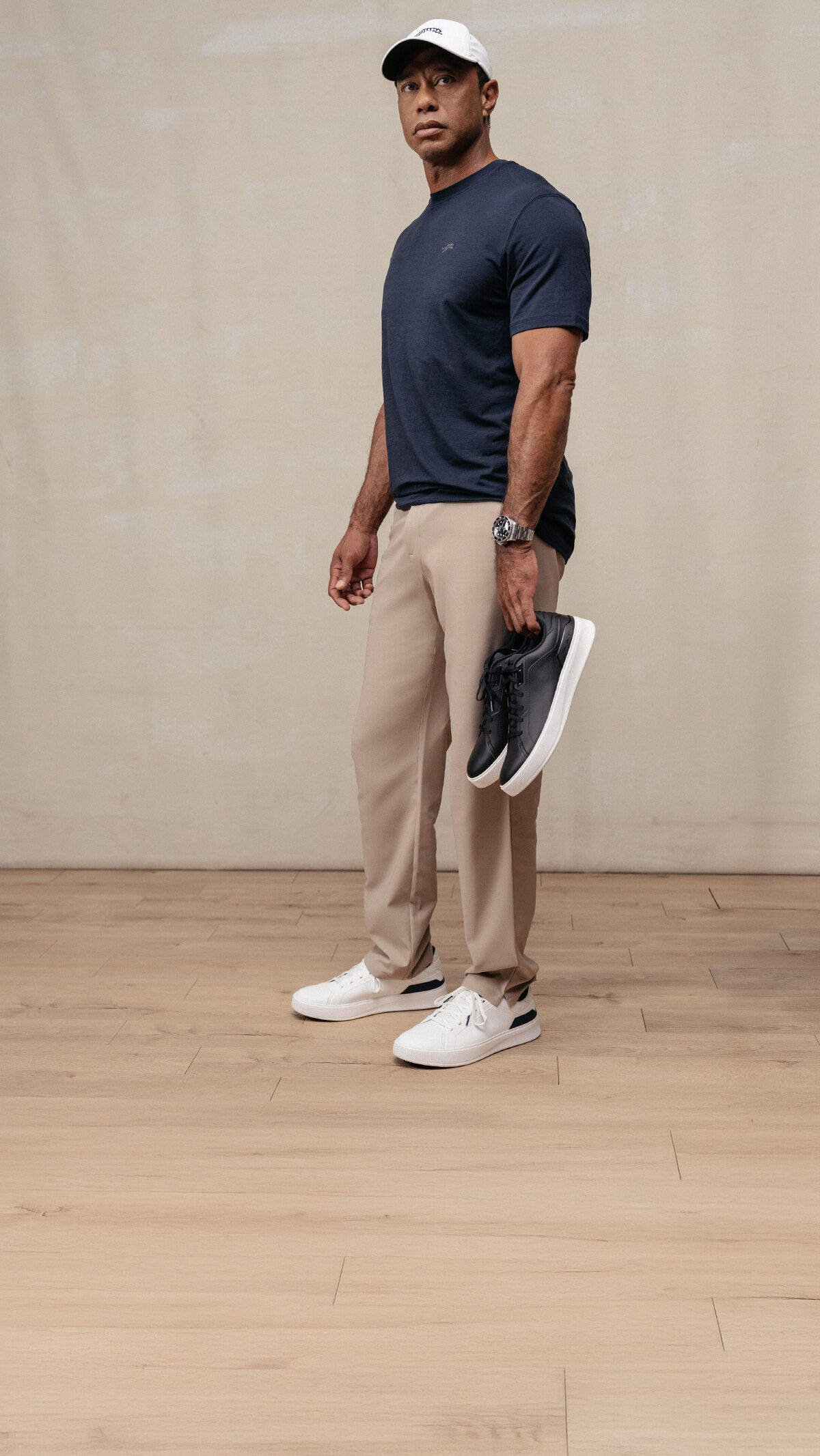 Sun Day Red by Tiger Woods