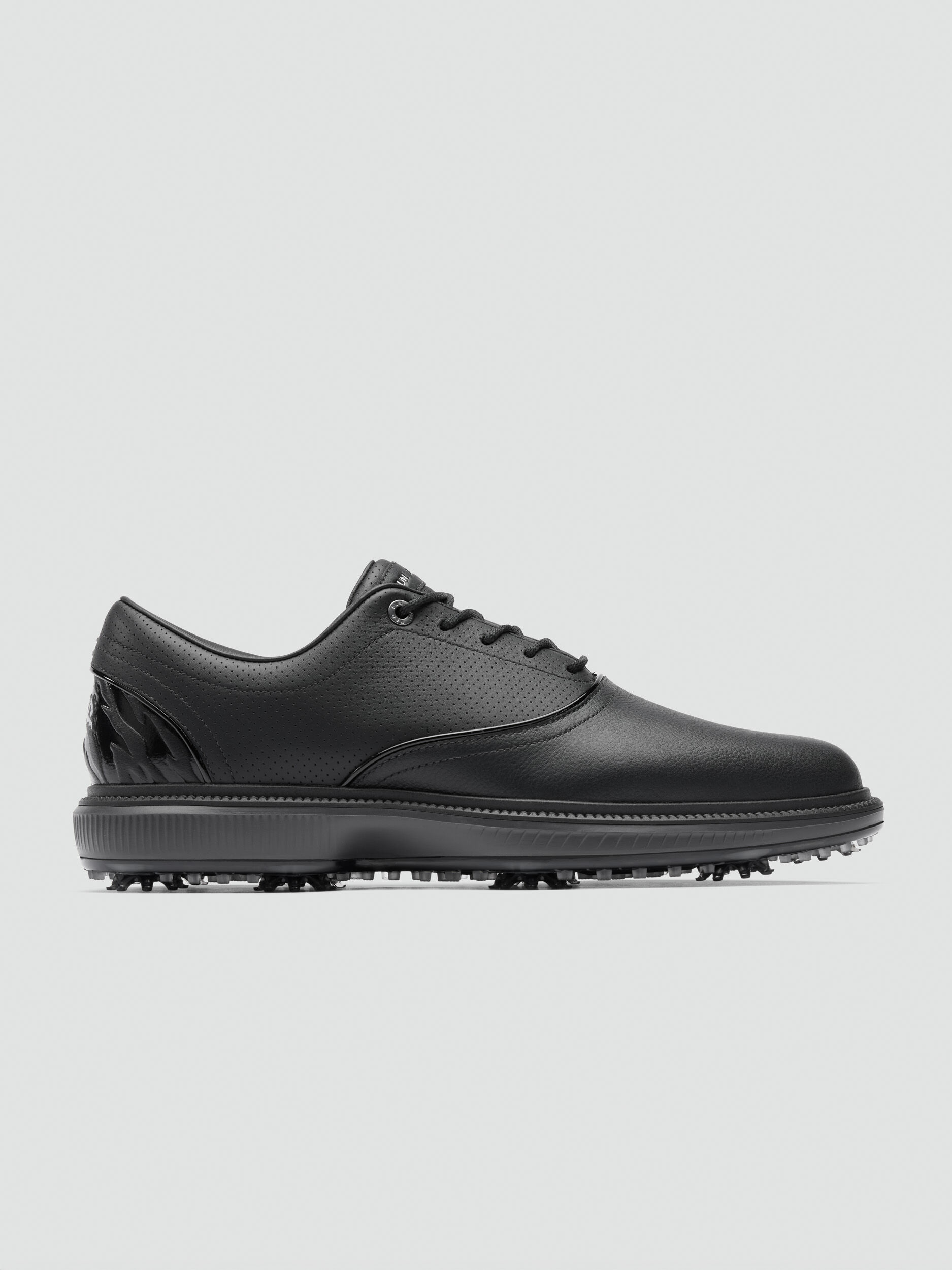 Golf Shoes Gift Guide | Sun Day Red